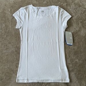 NWT ALO Yoga Coolfit Classic White Short Sleeve Tee Size XS